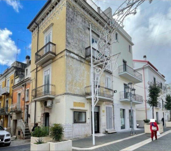 Cantiere corso Umberto 1 centro storico San Giovanni rotondo